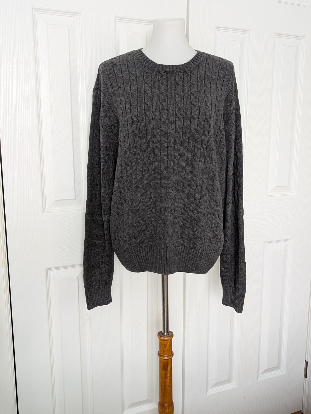 Saddlebred Charcoal Cable Knit Crewneck Sweater - Women